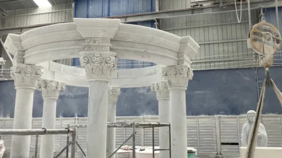 Gazebo con colonna romana in marmo bianco, grande giardino personalizzato di lusso in pietra naturale